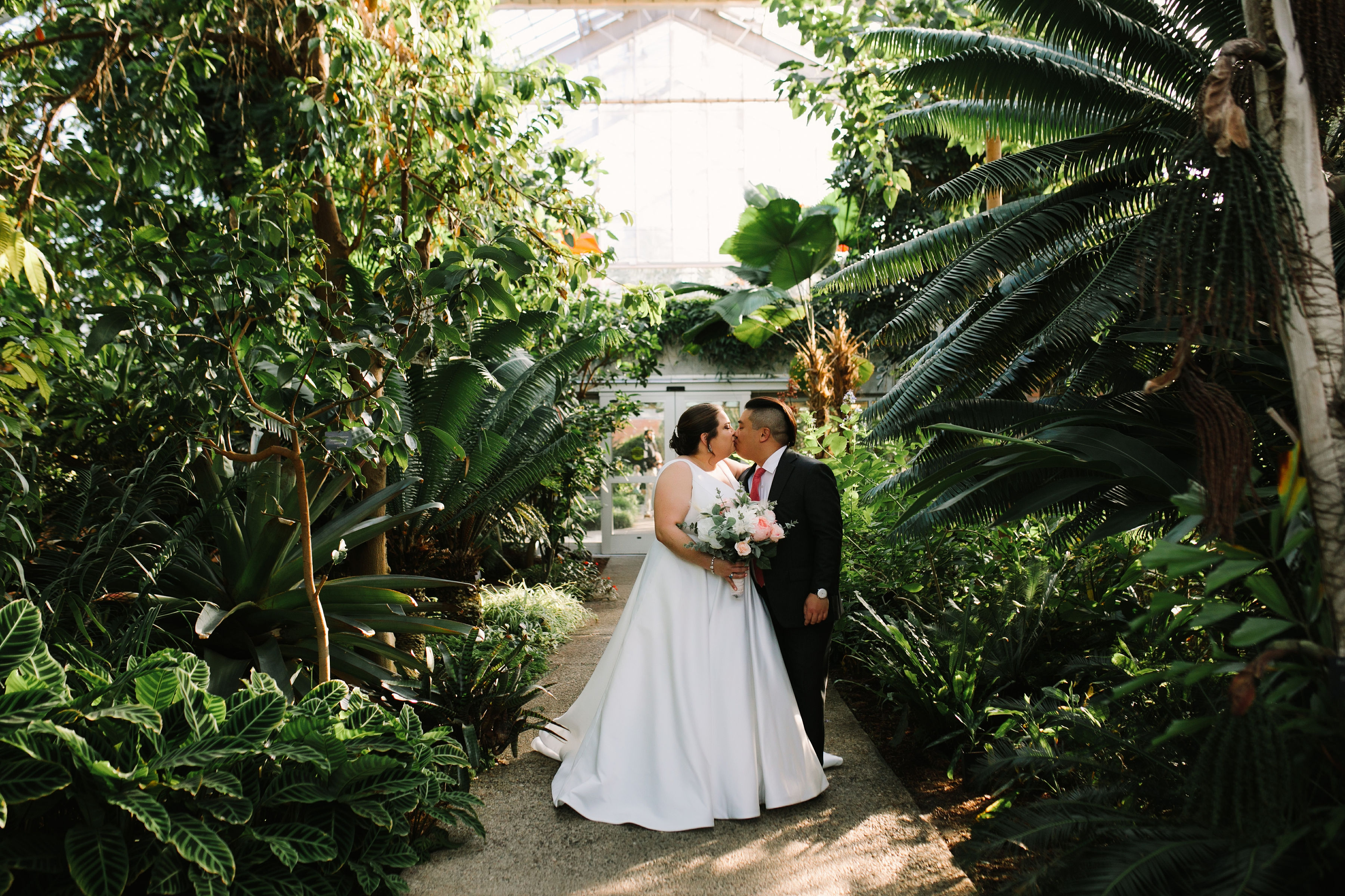 Botanical greenhouse wedding venue 60 photos — free download